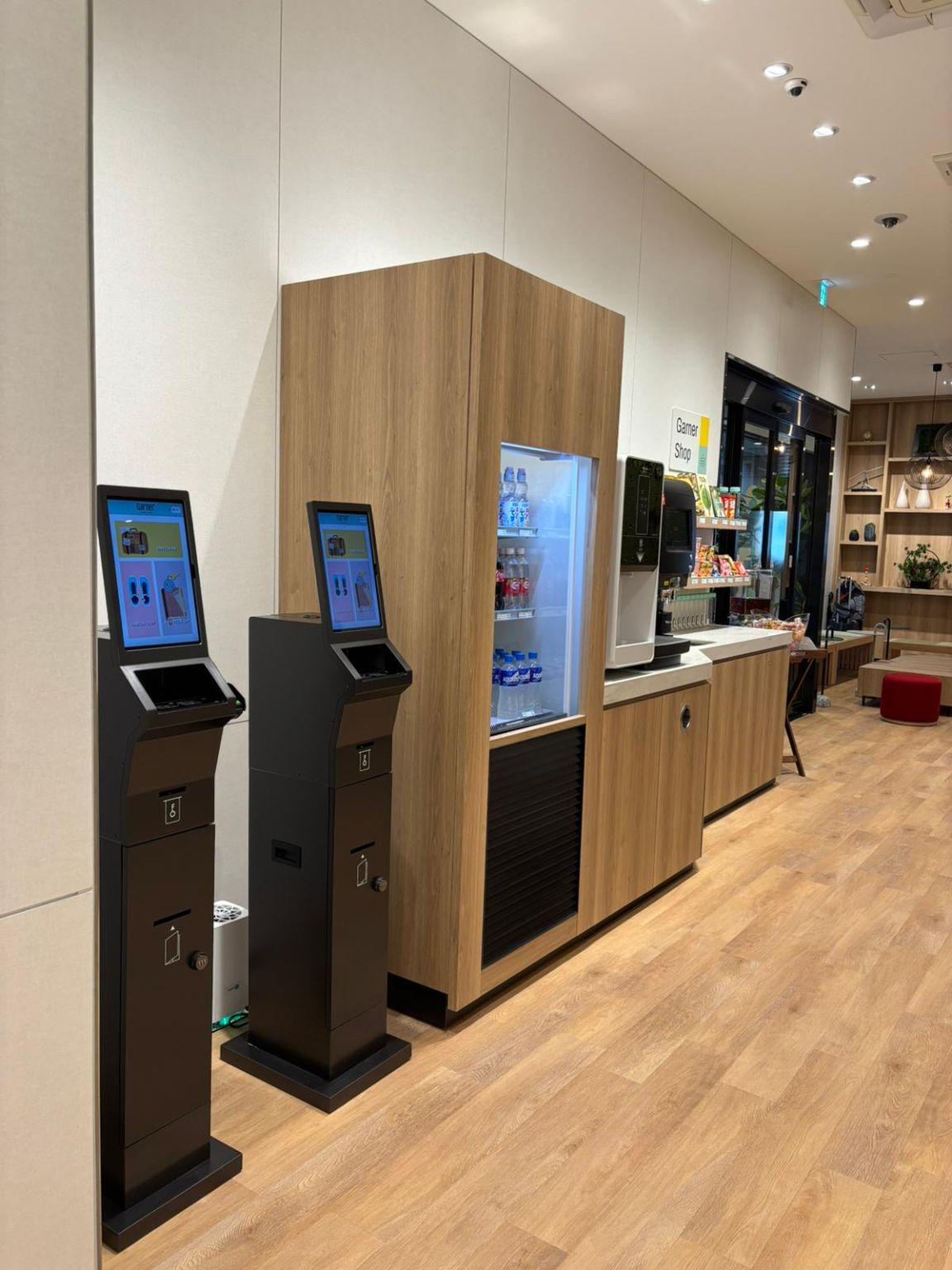 Garner Hotel Kyoto Shijo Karasuma express check-in boxes